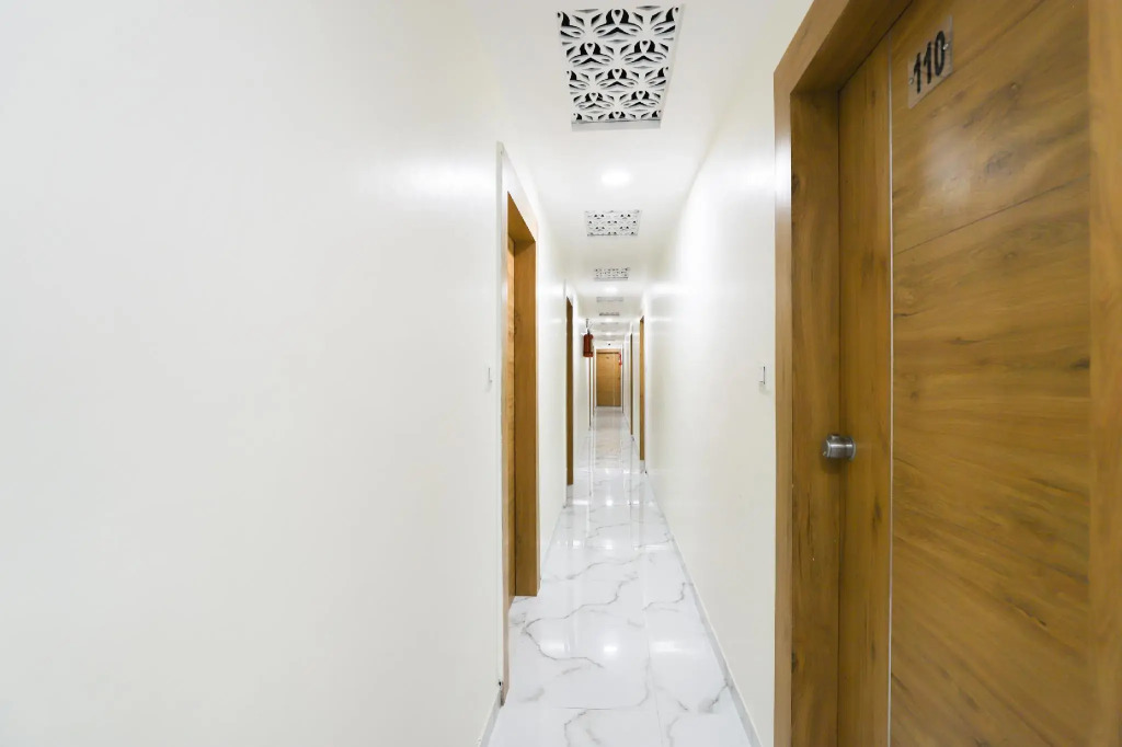 OYO 66216 Hotel Sunrise Inn