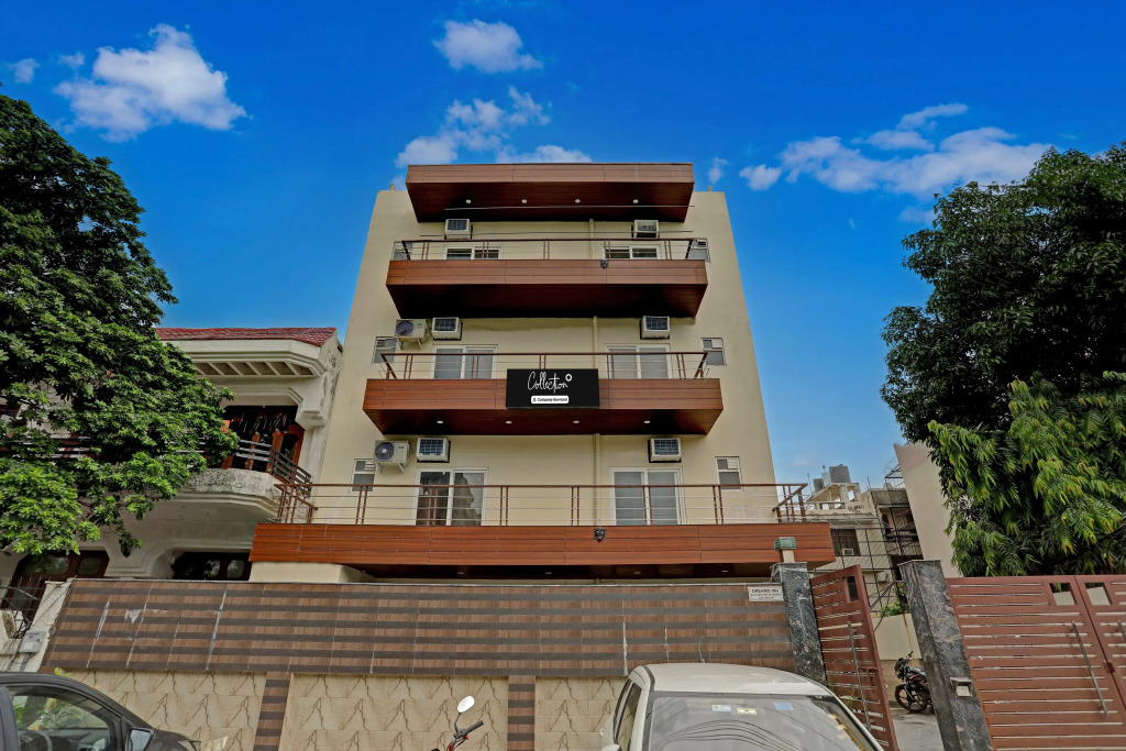 Classic With Balcony Admire55