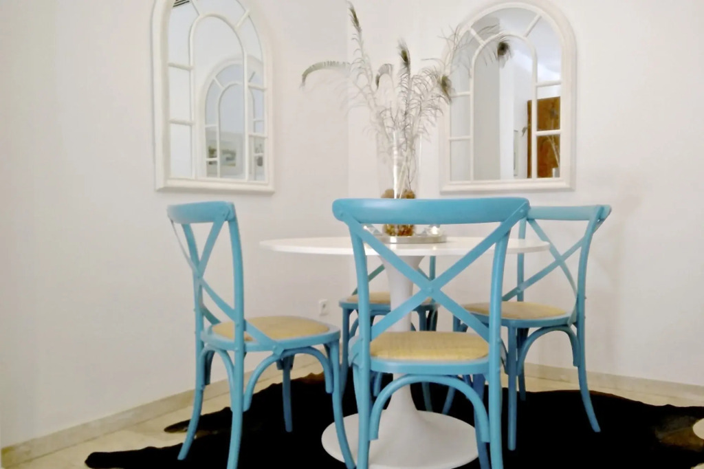 Family friendly 2BR Terrace quiet street - Neo