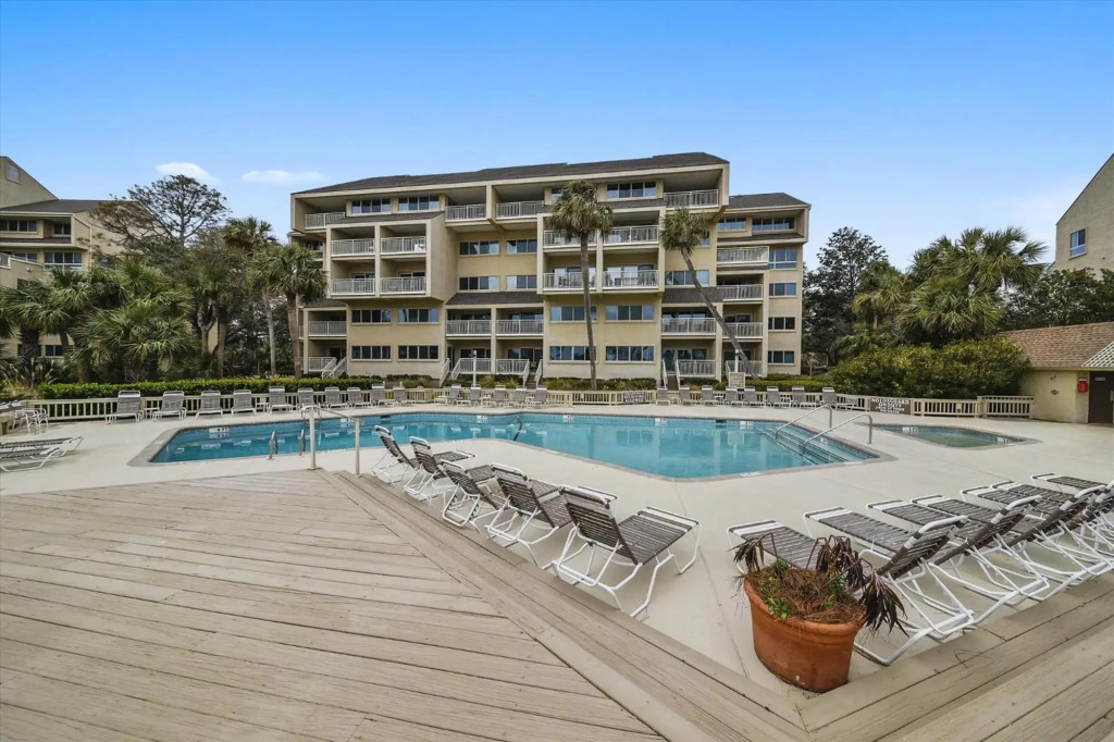 458 Captains Walk Villa