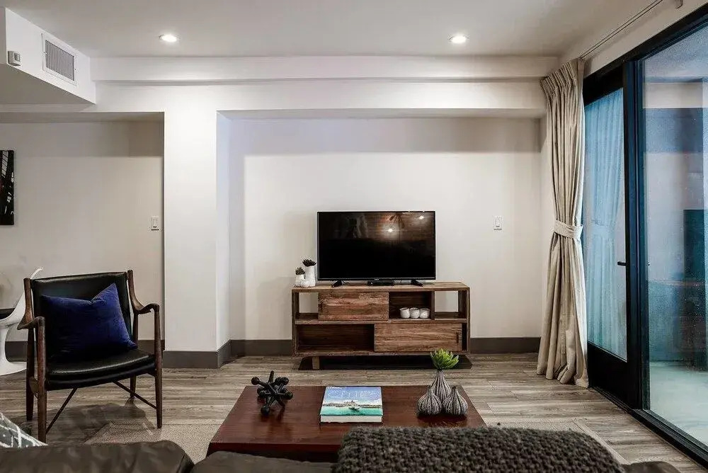 Nice & Cozy 1 Bedroom Dtla