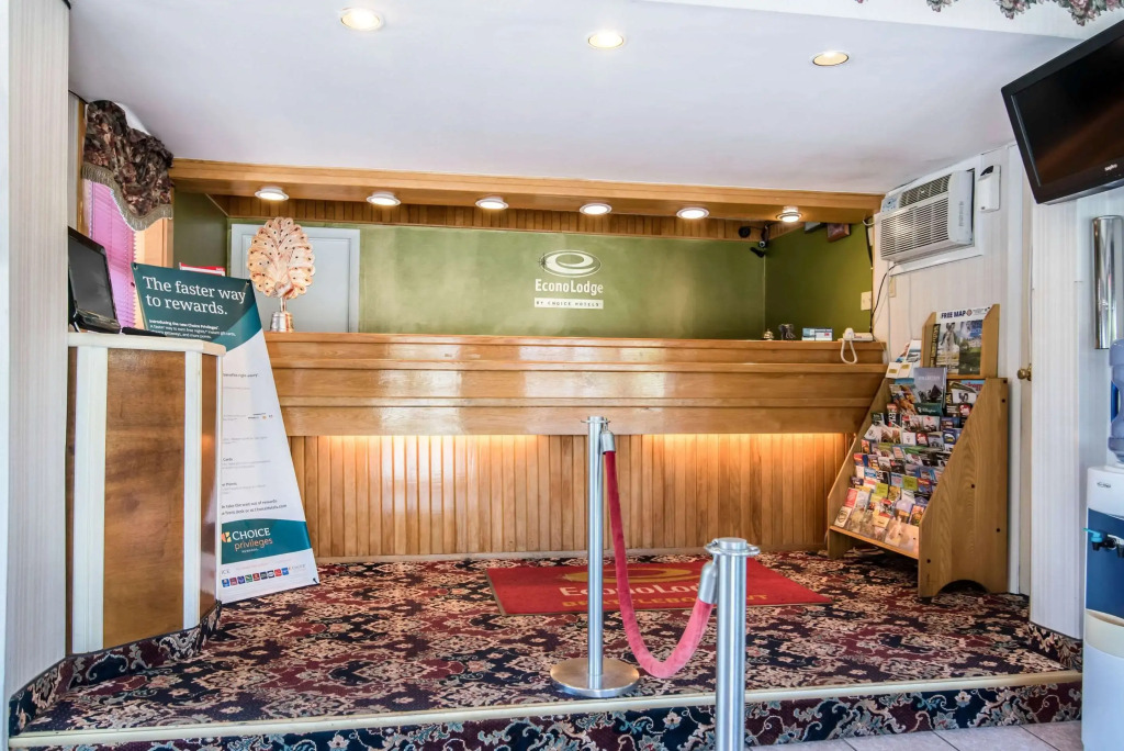 Econo Lodge Brattleboro South