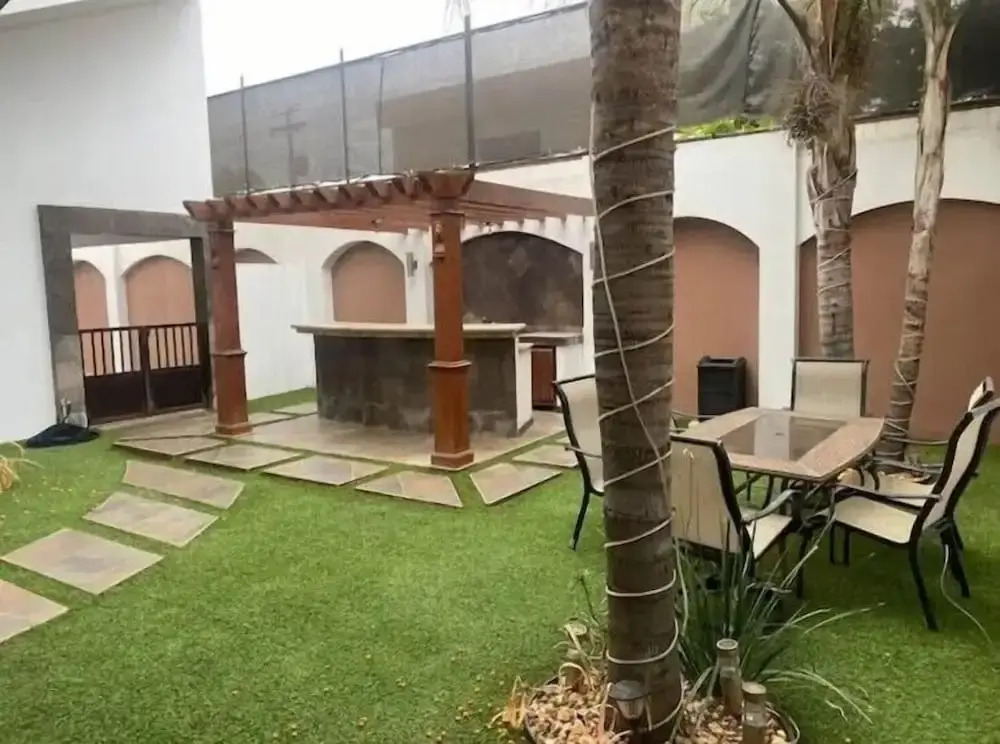 Casa Toronto