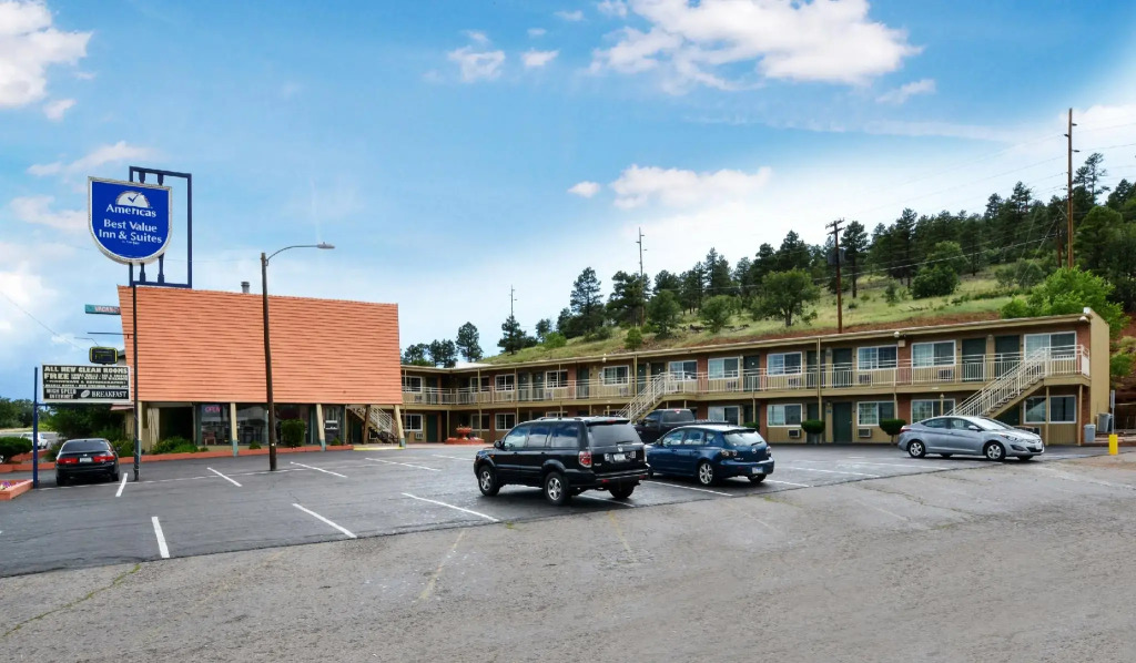 Americas Best Value Inn and Suites Flagstaff