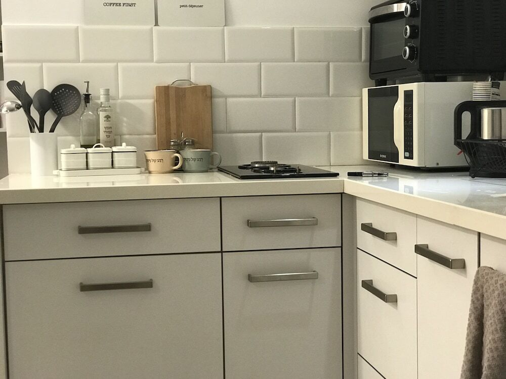 Apartment Lilas | 3BR | Tel Aviv | Seaside | Ha'Rav Kook St | #TL51