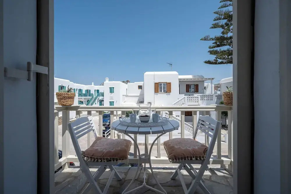 Twins Apartments By Mina