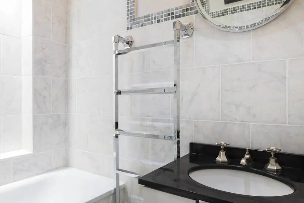 Traditional 1 Bed Apartment, Pimlico