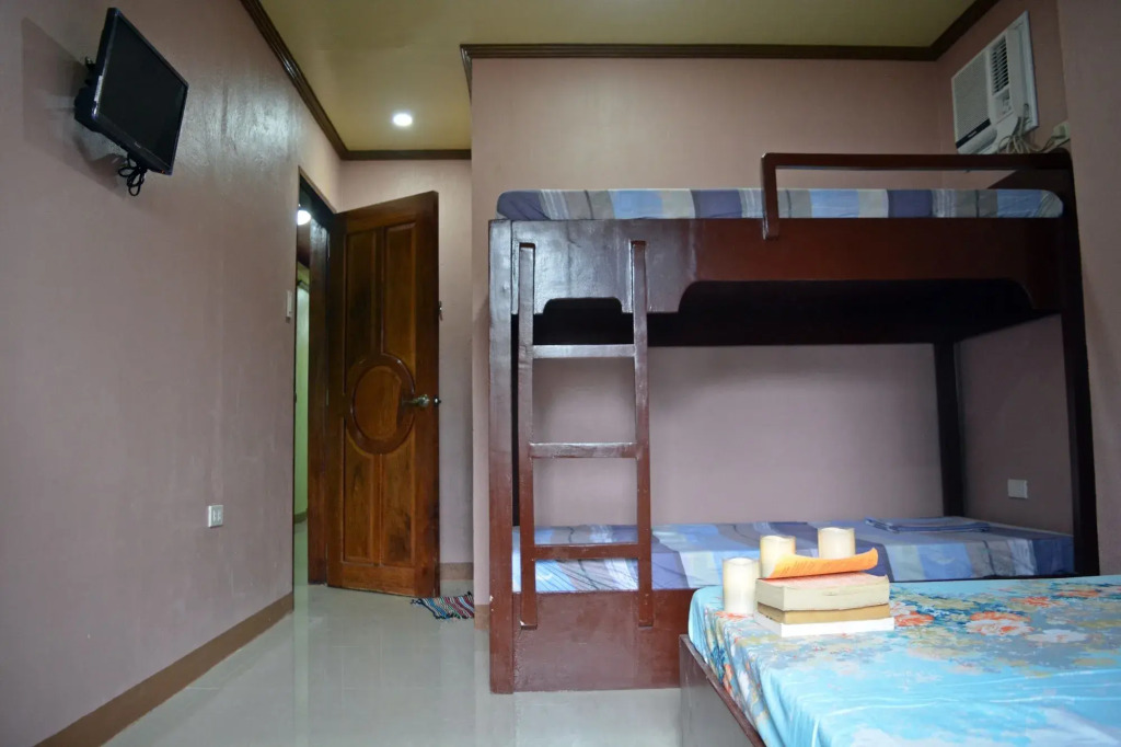 OYO 712 Island Hop Nido Hostel