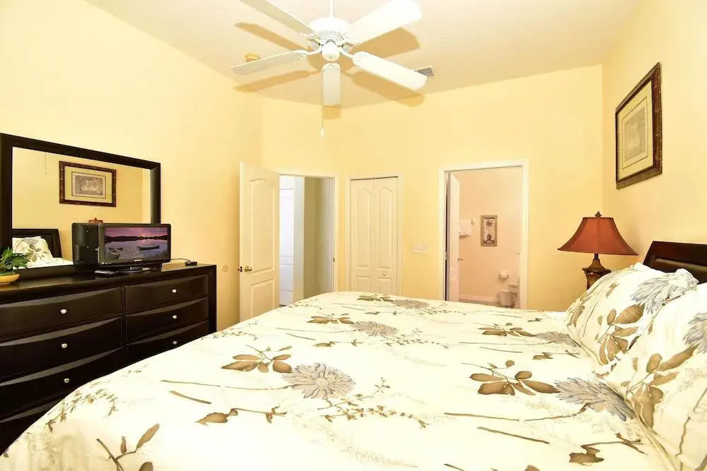 T741BD Cottonwood Lands 4 Br villa by RedAwning