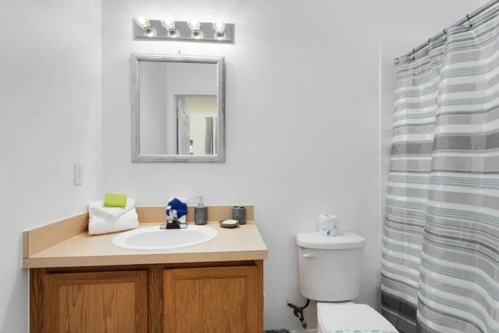 Beautiful 4 Bedroom Townhome Conservation View 4 Townhouse by Redawning