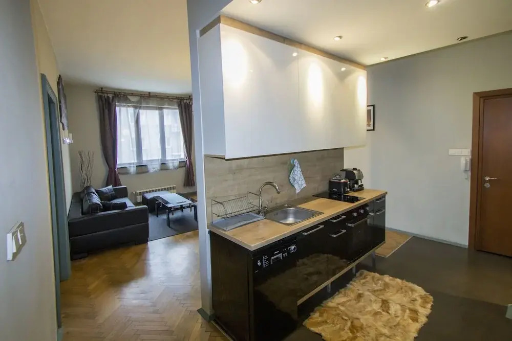 Popa Apartment