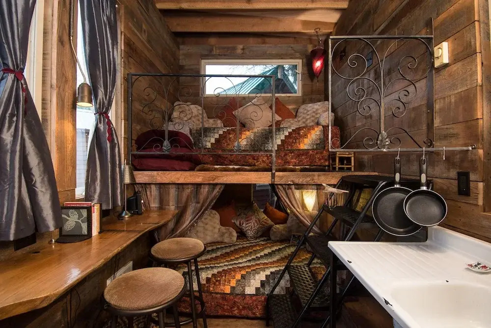 Caravan- The Tiny House Hotel