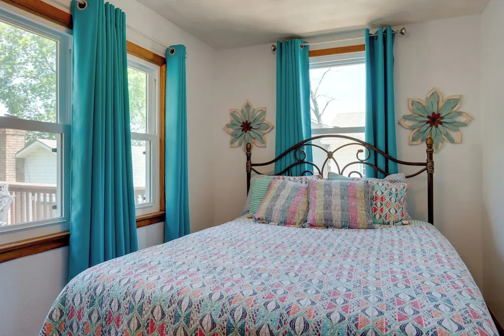 Lakefront Missouri Vacation Rental w/ Dock & Slip!
