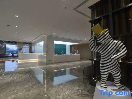 Shuiyi Carnival Hotel