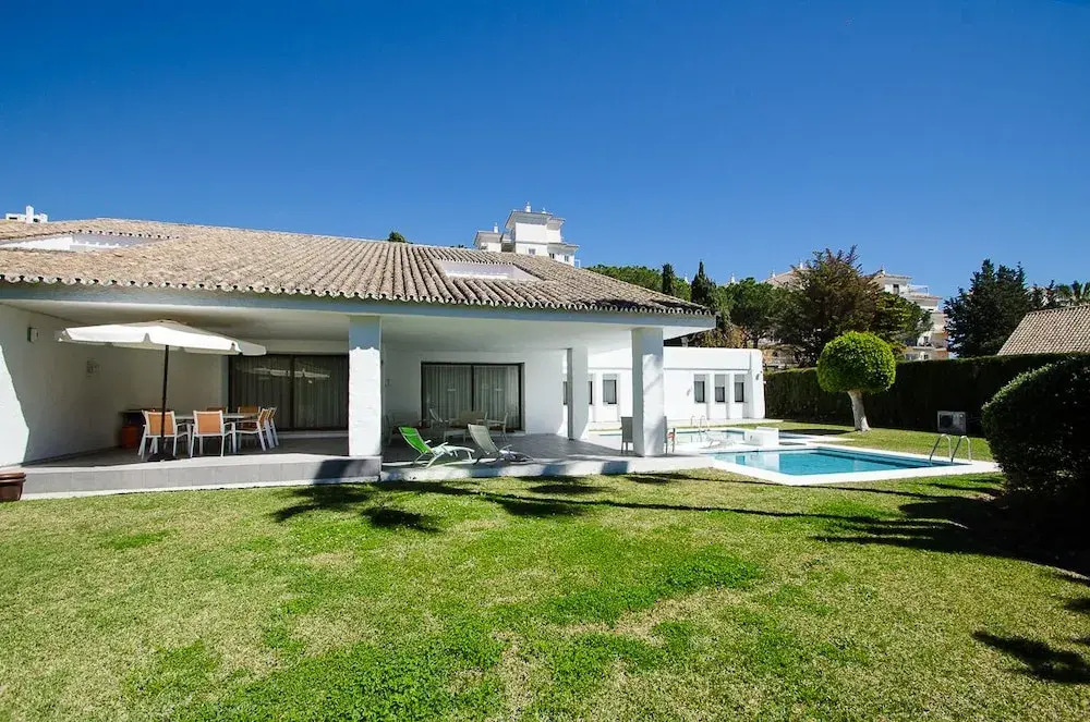 Villa Seafront XI