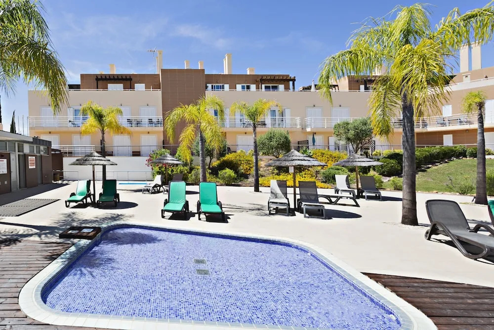 CG 23C - Penthouse - Cabanas Gardens