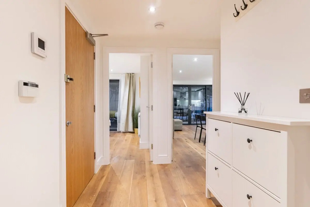 Child & pet friendly | Parking