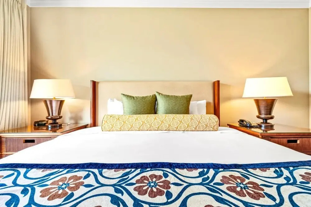 K B M Resorts- Hkk-510 Tropical 1bdrm, Private Balcony, Partial Ocean Views, Alfresco Dining!