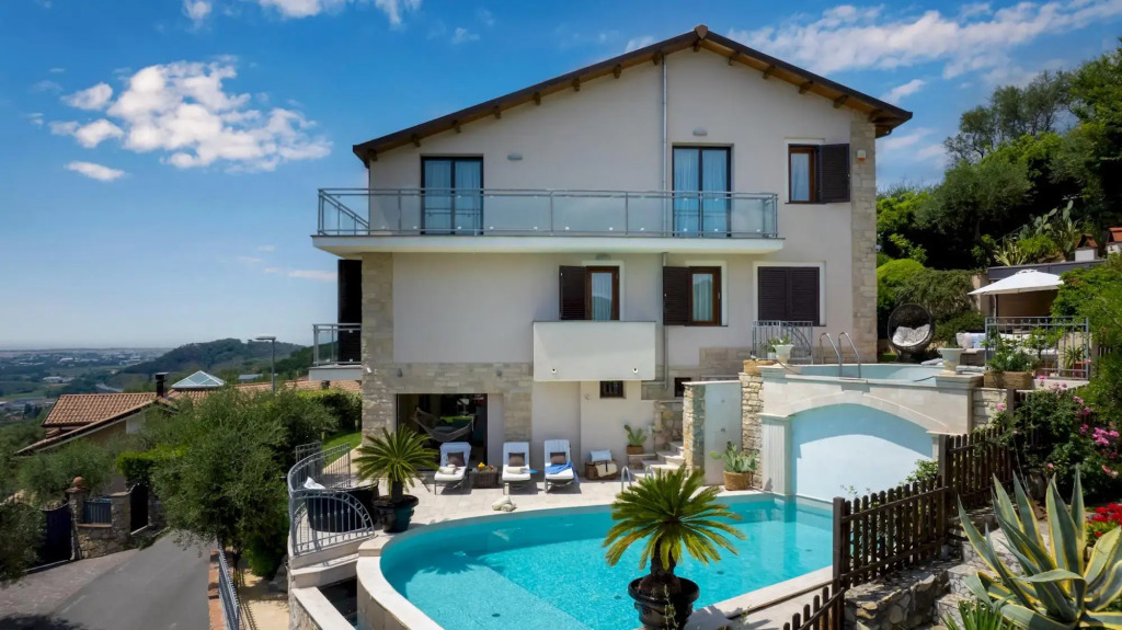Villa Dolphin 10, Emma Villas