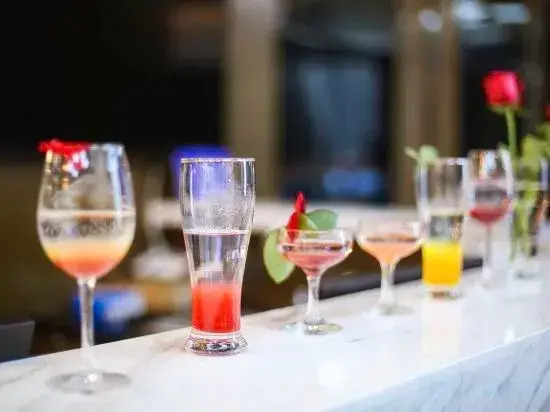 Starway Hotel (Changji Zhongshan Road Huijia Times)
