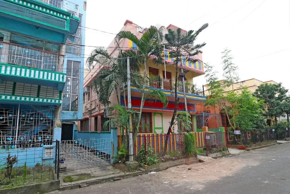 Oyo 17120 Somerest Guest House