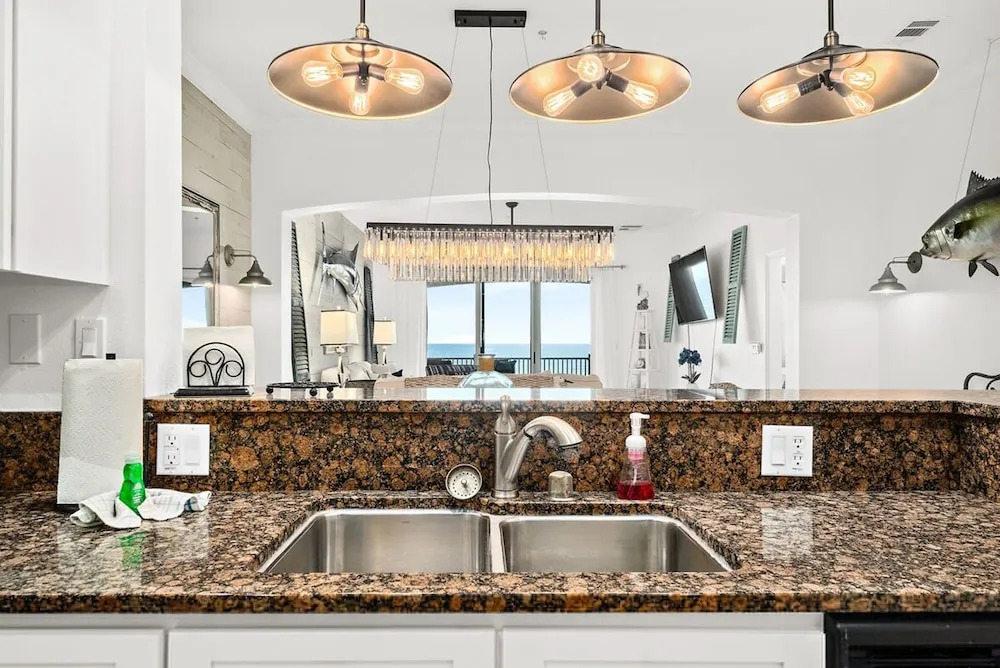 New Luxury Ocean Front 3 Bedroom 2 Bath Condo Sleeps 8 Cinnamon Beach Resort