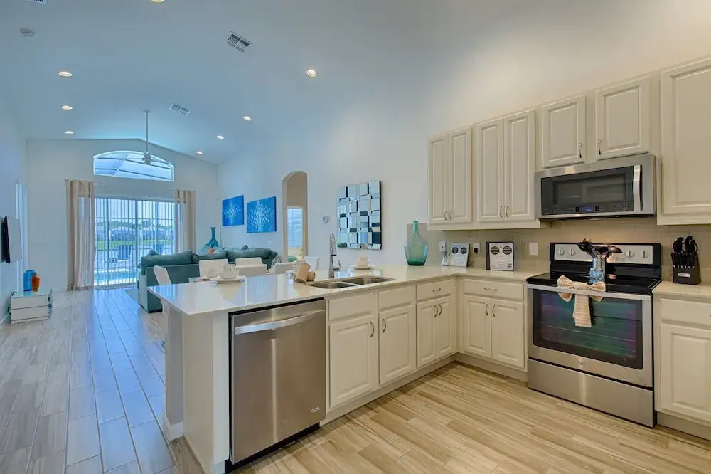 Bella Vida by Homes of America