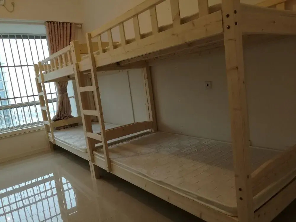 Shanghai Railway Station Hostel