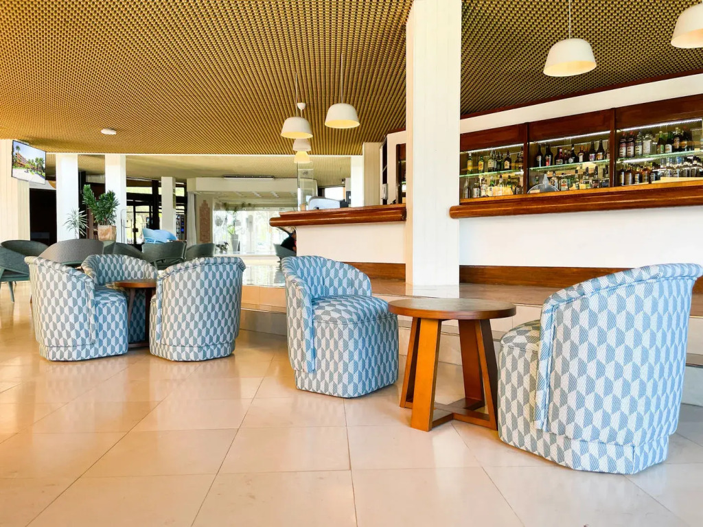 Auramar Beach Resort