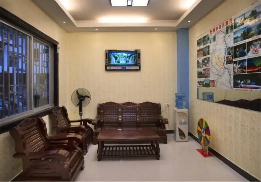 Bai Jia Le Theme Hotel