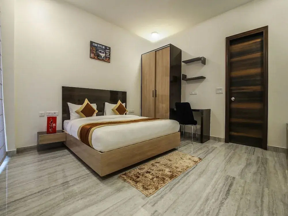 OYO 15526 Lime Wood Stay