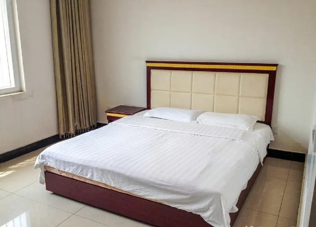 Taijun Business Hotel Leshan