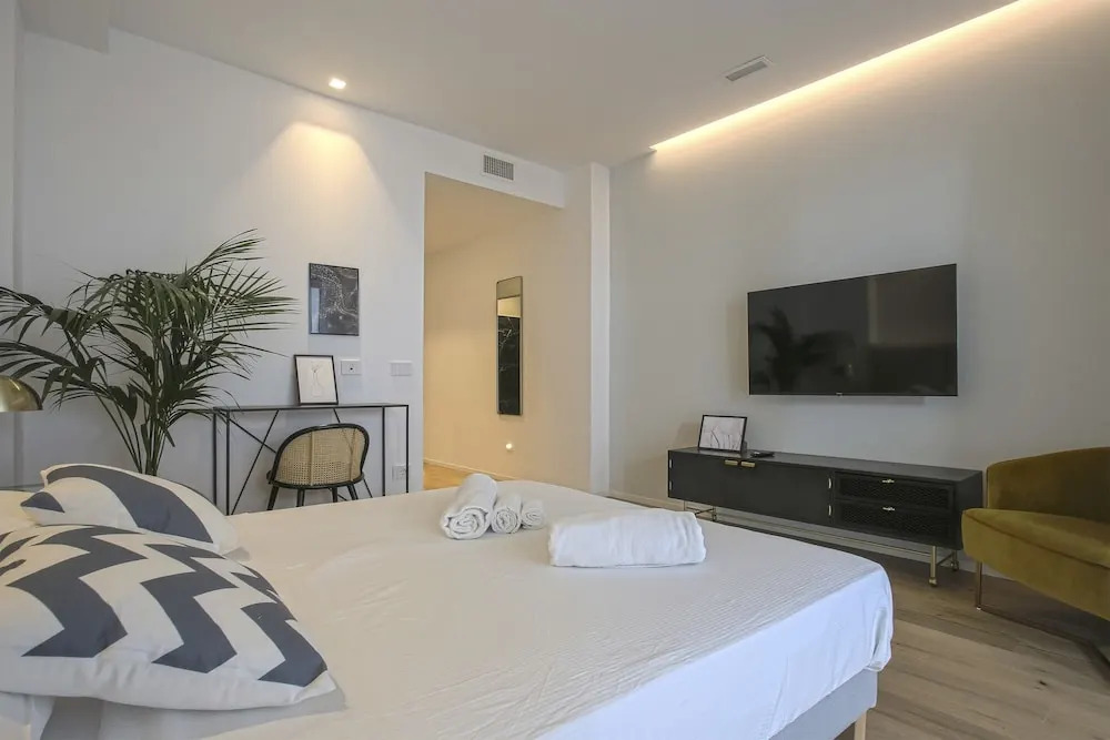 Milan Chic Suite 6