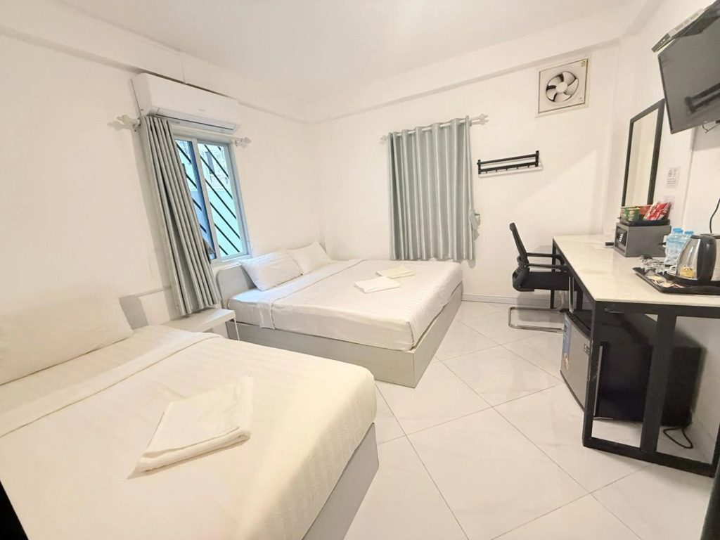 DownTown Hotel