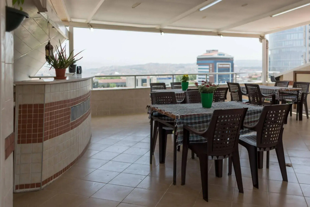 Yildirim Hotel