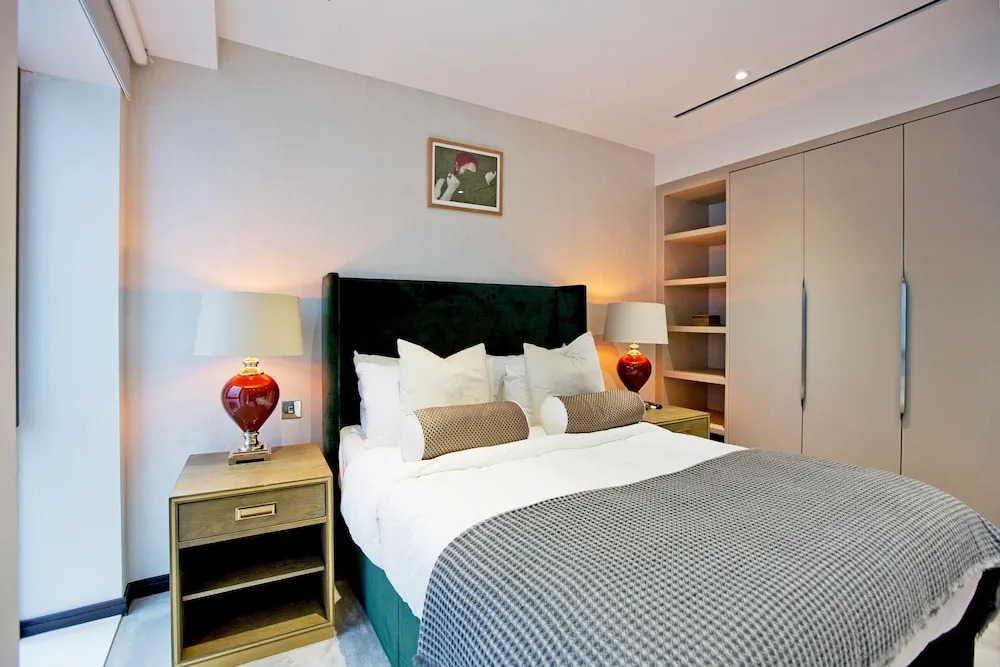 2-bed Superior Apt 208