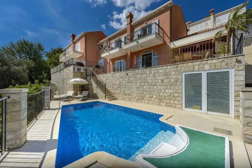 Villa Sana Via