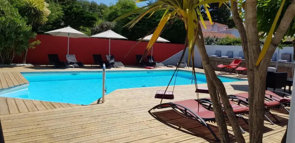La Villa en Lîle - 2 Piscines & Spa