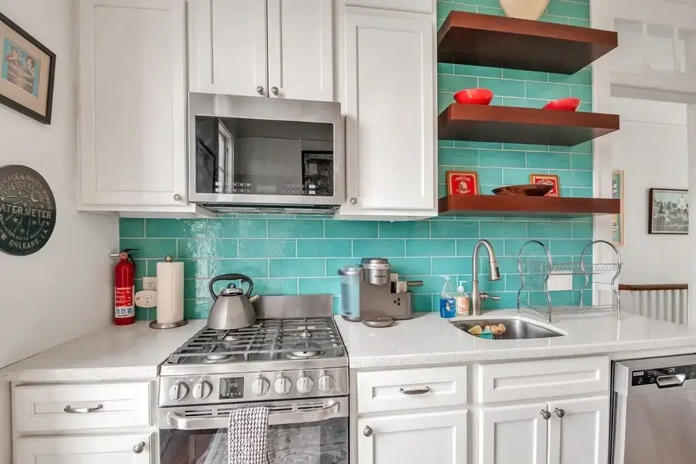 Walk to French Quarter 2 Bedroom 1 Bath Duplex in the Heart of Bywater by Redawning