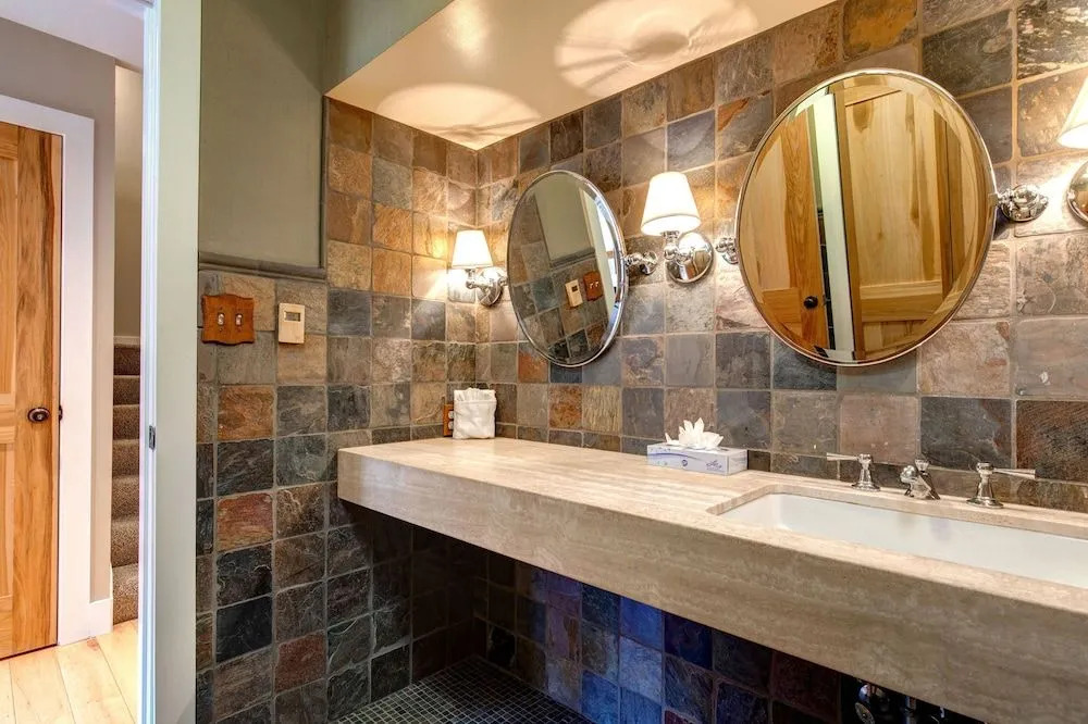 1700 Three Kings Dr Condo Unit #160 - 4 Br condo by RedAwning