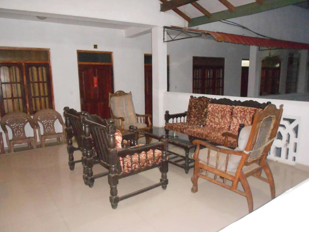 Shanith Guesthouse Negombo , beach road