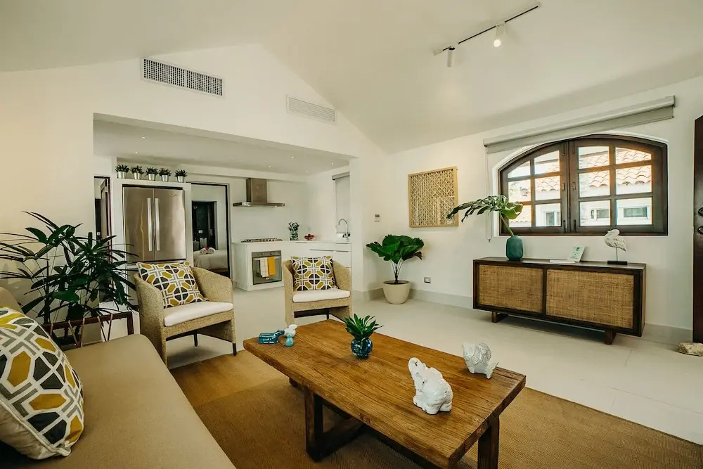 Residence by G Villa Long Beach