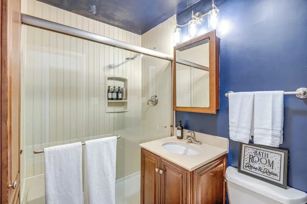 Pet-friendly W/pool Table: Walk to Wrigley Field