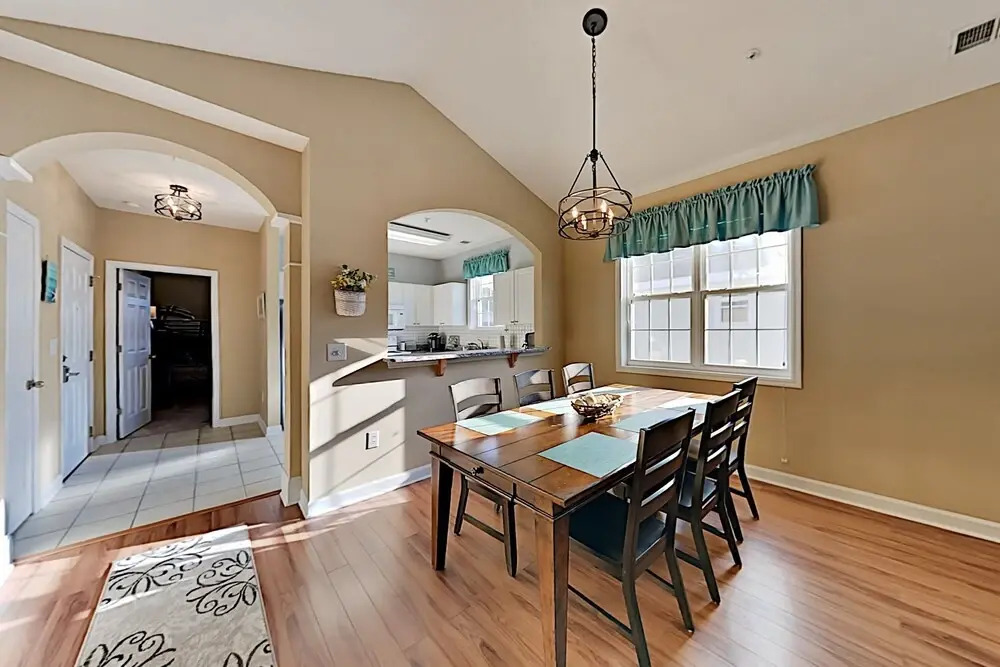 331catal 3 Bedroom Condo