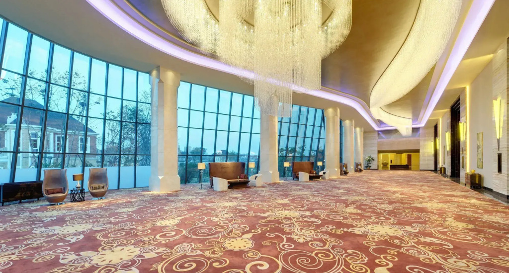 Sheraton Changchun Jingyuetan Hotel