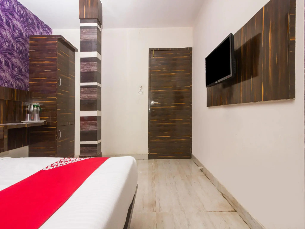 OYO 8193 Hotel Pearl View