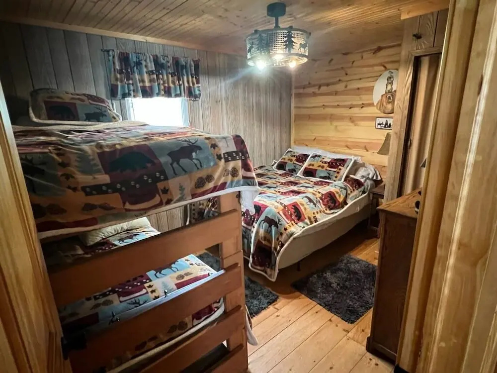 Butler's Bay Teal Lake Cabin