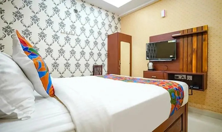 Hotel O Eswar Residency