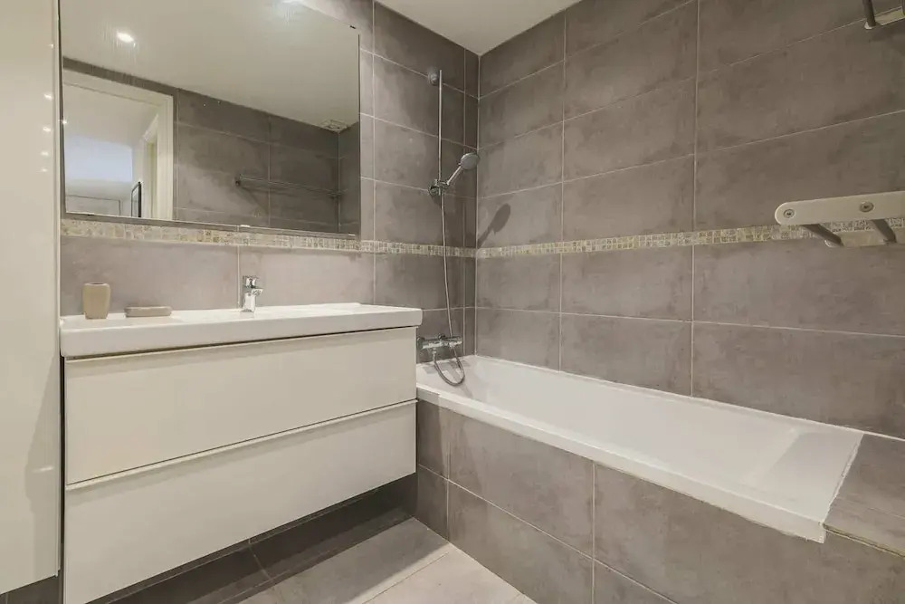 Spacious and Modern T3 - Harbour Area