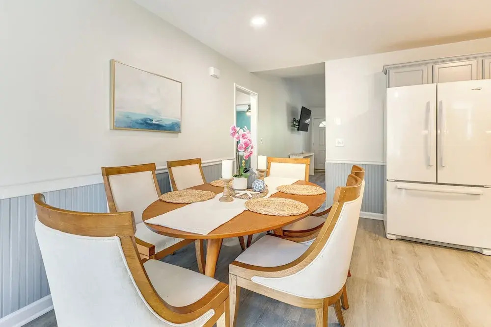 Newly Renovated Home in Oak Island!